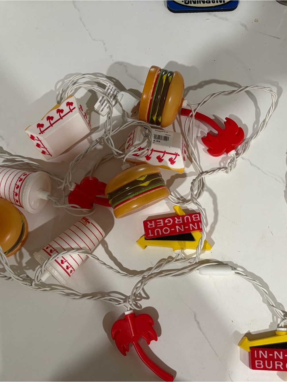 IN-N-OUT Burger Light String with Burger & Palm Icons Preowned - 137” long